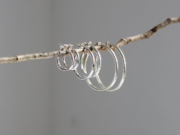 Post and scroll hammered hoop earrings