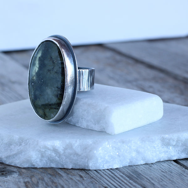 Prehnite Ring - Size S - Limited Edition