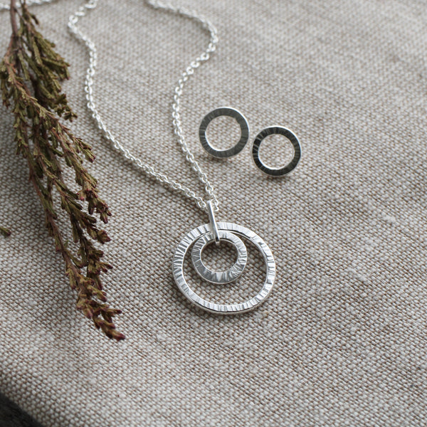 Silver hammered link stud earrings, Everyday silver earrings designed and handmade in Aberdeen with matching neckace