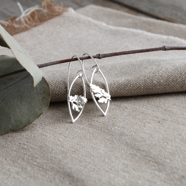 Wild carrot leaf earrings