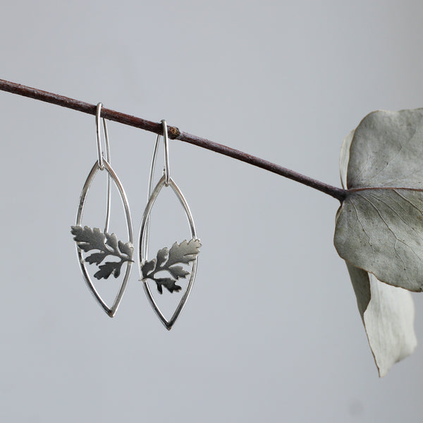 Wild carrot leaf earrings