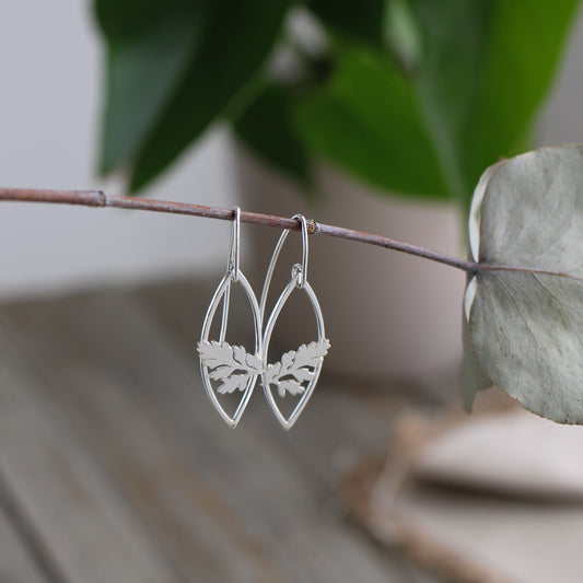 Wild carrot leaf earrings