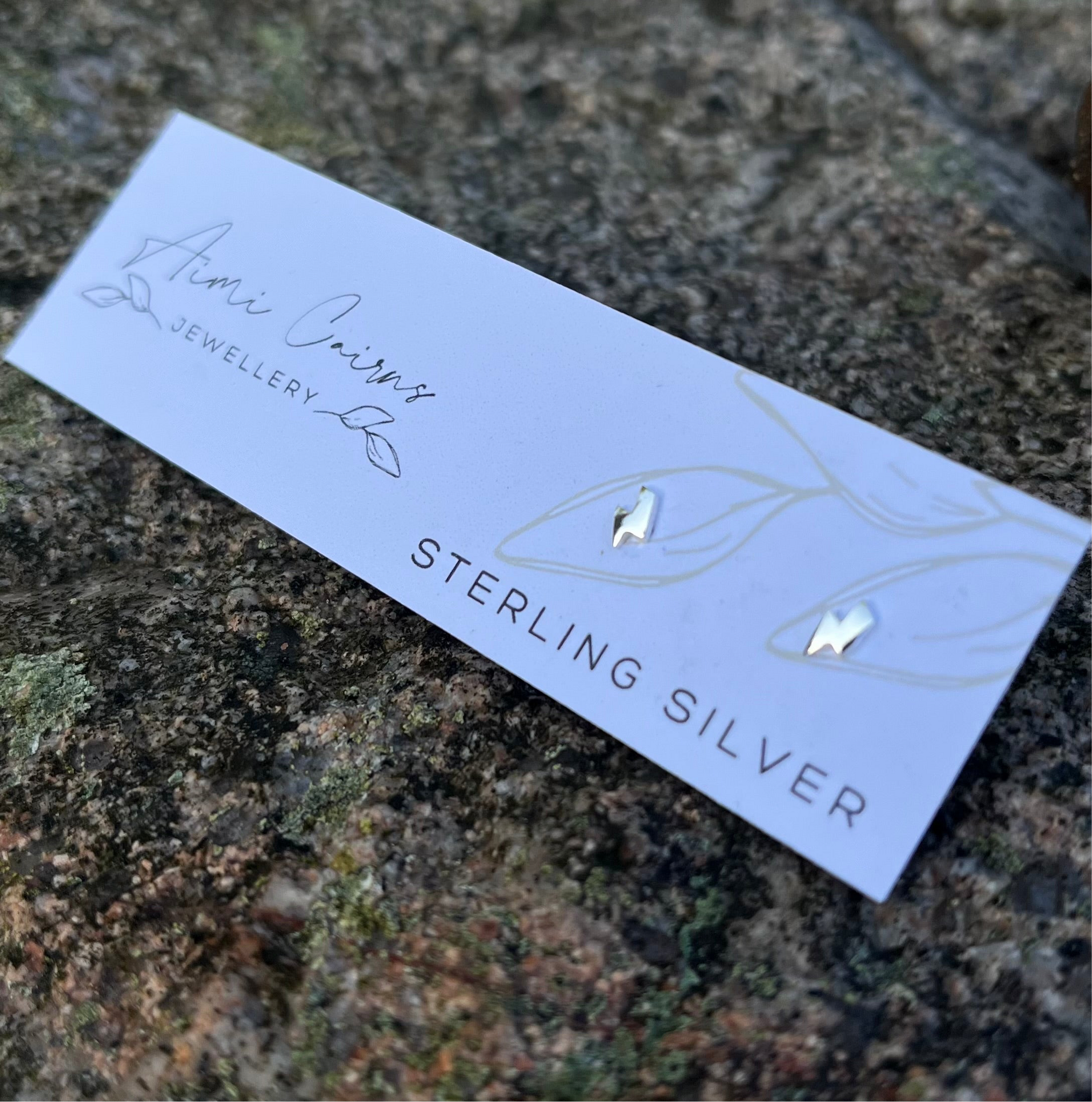 Lightning bolt stud earring