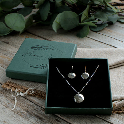 Hammered disc gift set