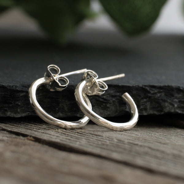 thick hoop earring - small