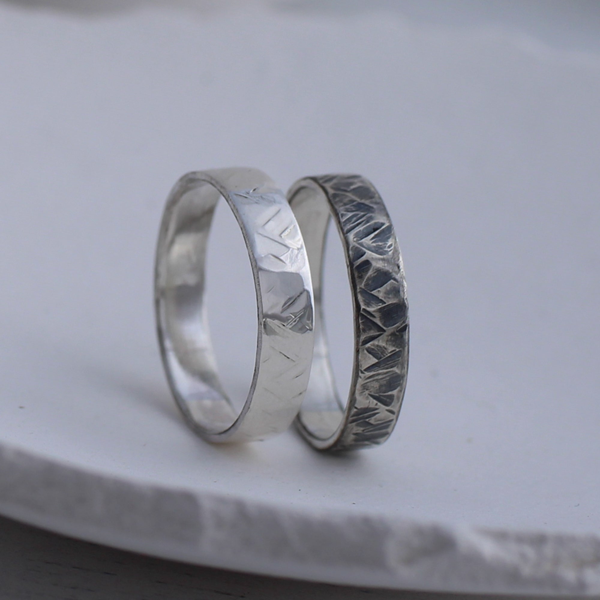 Checked texture silver rings